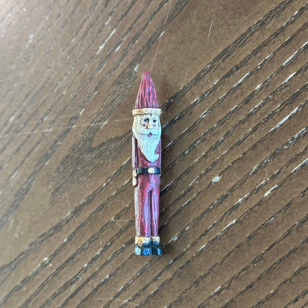 Vintage Hand Painted Wooden Santa Claus Brooch Folk Art Christmas Pin Red Wood